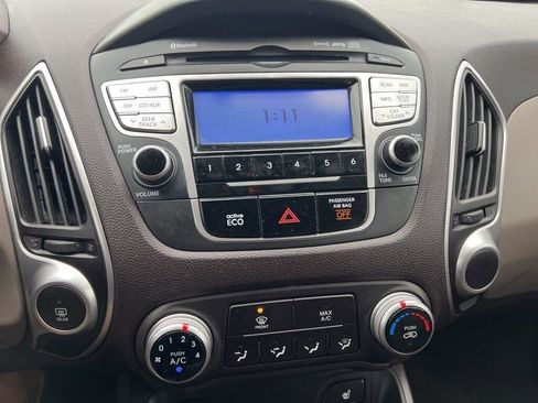 Used 2013 Hyundai Tucson GLS image 8