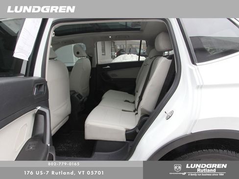 Used 2020 Volkswagen Tiguan SEL w/ 3rd Row Seat Package image 38