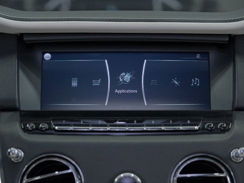 Used 2023 Rolls-Royce Cullinan image 63