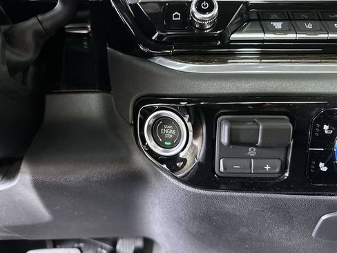 New 2026 GMC Sierra 3500 SLE AWD/4WD image 18