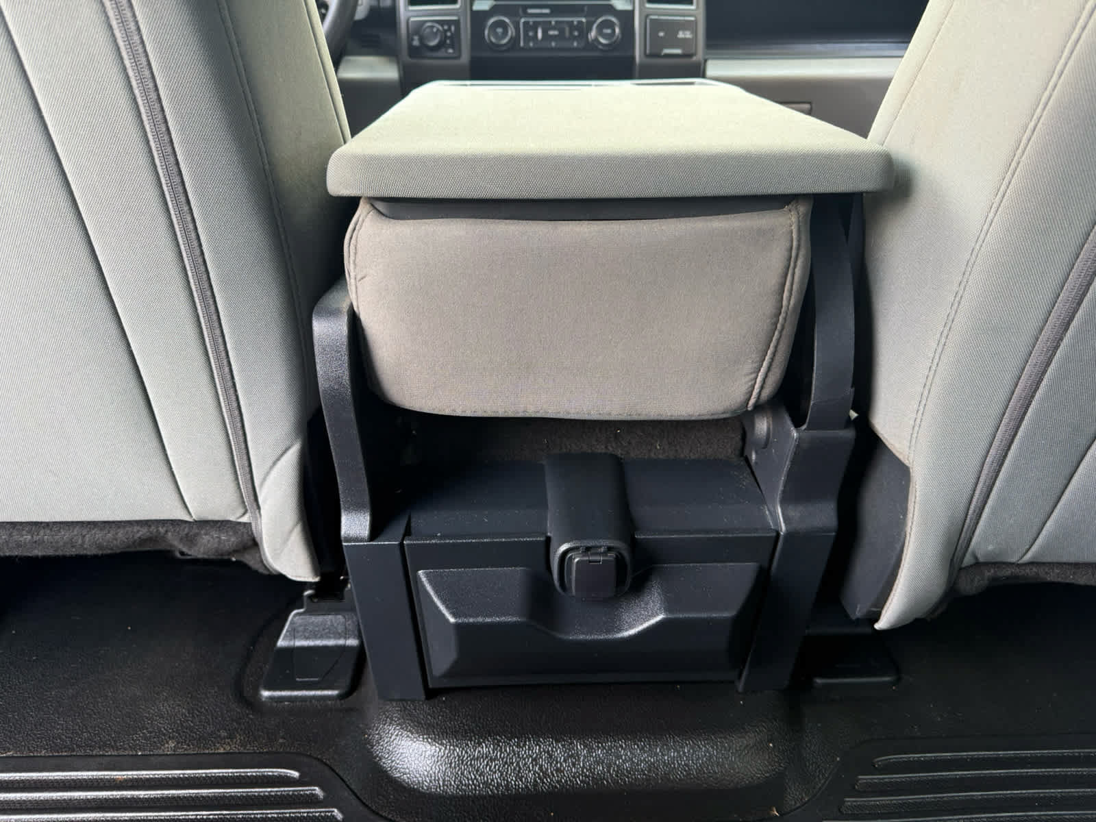 Used 2022 Ford F250 XL w/ STX Appearance Package AWD/4WD image 10
