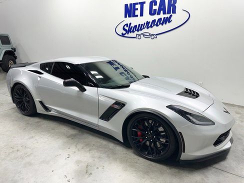 Used 2016 Chevrolet Corvette Z06 image 2