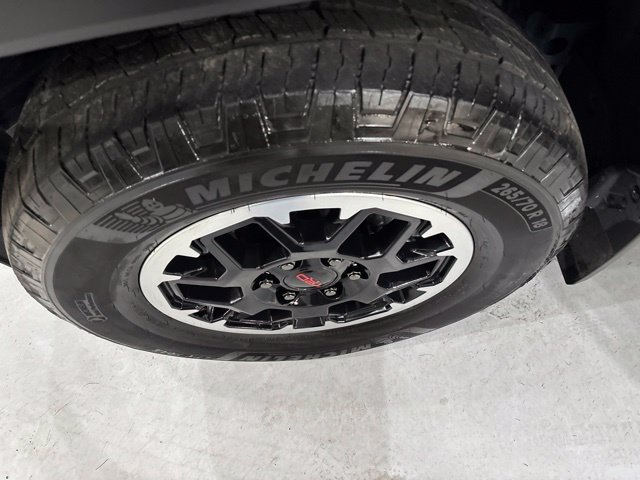Used 2025 Toyota 4Runner TRD Off-Road Premium w/ Tow Technology Package AWD/4WD image 39