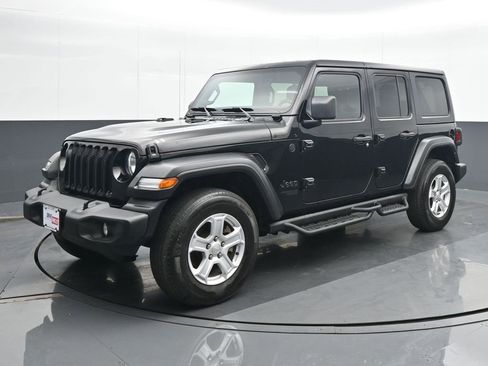 Used 2021 Jeep Wrangler Unlimited Sport image 2