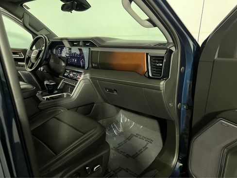 Used 2023 GMC Sierra 1500 Denali w/ Denali Reserve Package AWD/4WD image 30