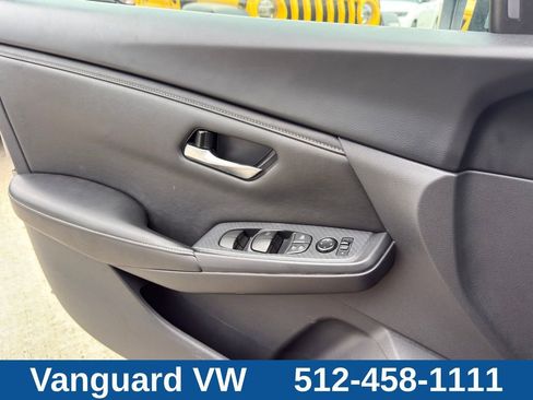 Used 2023 Nissan Sentra SV FWD image 22