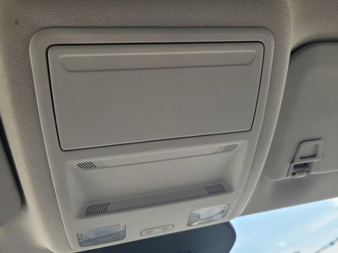 Certified 2022 Ford Escape SE w/ SE Sport Appearance Package FWD image 21