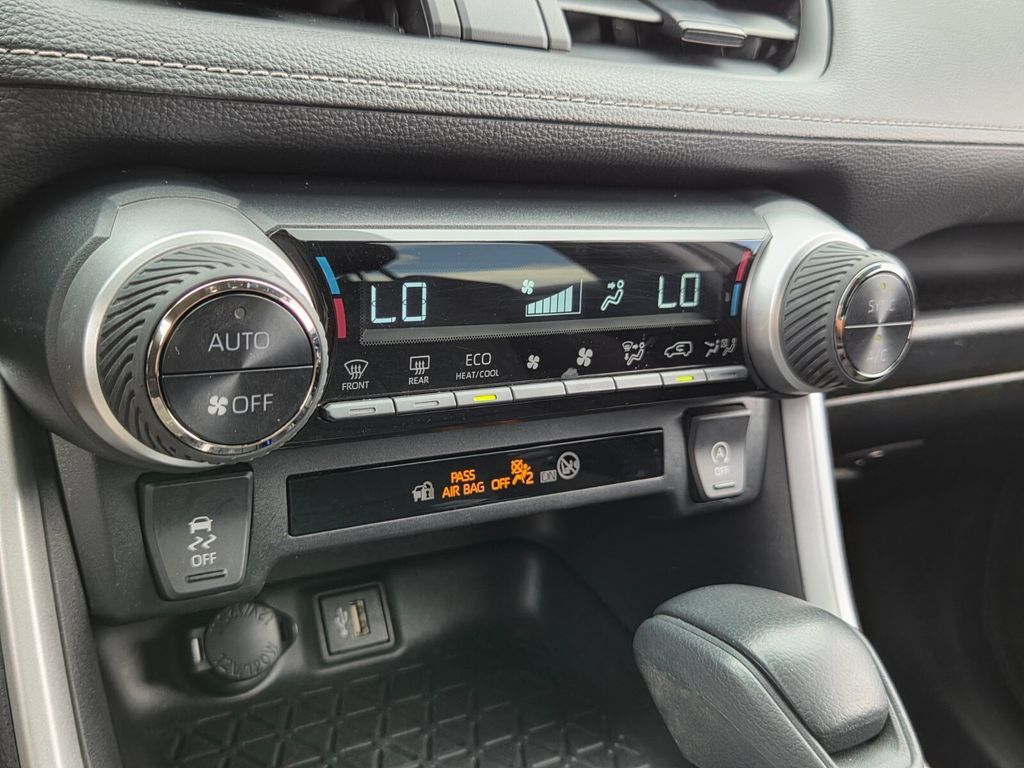 Certified 2023 Toyota RAV4 XLE w/ Convenience Package FWD image 22