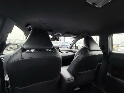 Used 2019 Toyota C-HR Limited image 24