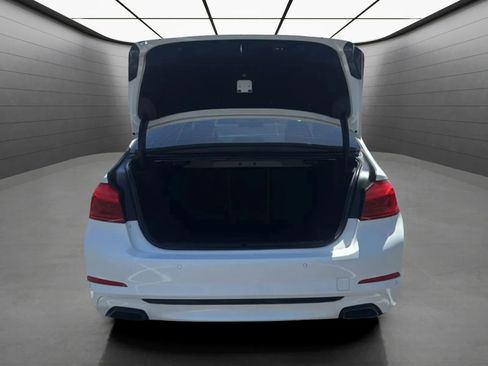 Used 2018 BMW 540i RWD image 12