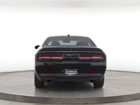 Used 2017 Dodge Challenger R/T w/ Blacktop Package RWD image 11