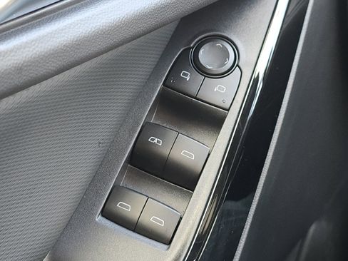 New 2026 Chevrolet Equinox LT w/ Safety and Technology Package image 25