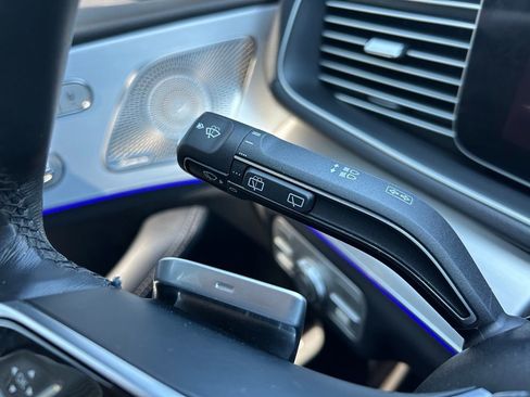 Used 2025 Mercedes-Benz GLS 450 4MATIC image 60