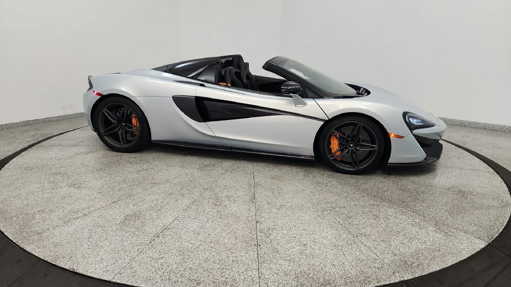 Used 2019 McLaren 570S Spider RWD image 39