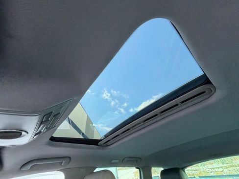 Used 2004 Volkswagen Touareg V8 image 39