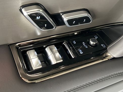 New 2026 Land Rover Range Rover Sport Dynamic SE AWD/4WD image 10