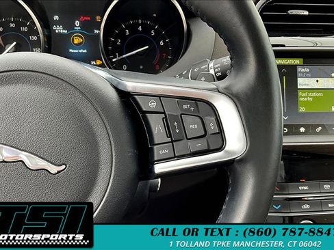 Used 2020 Jaguar F-PACE Prestige image 19