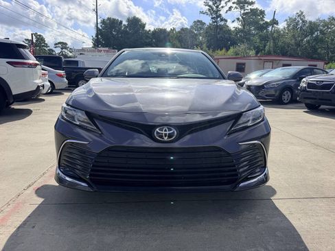 Used 2024 Toyota Camry LE FWD image 3