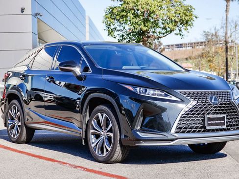 Used 2022 Lexus RX 350 FWD w/ Premium Package image 3