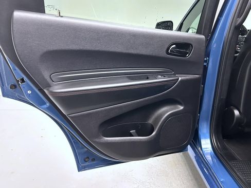 Used 2025 Dodge Durango GT AWD/4WD image 21