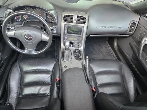 Used 2006 Chevrolet Corvette Coupe w/ Preferred Equipment Group image 13