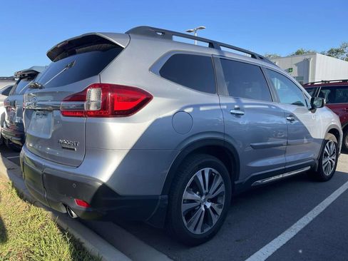 Used 2022 Subaru Ascent Touring AWD/4WD image 4