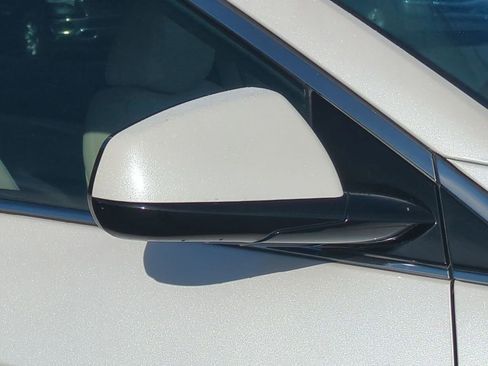 Used 2015 Cadillac SRX Premium image 12