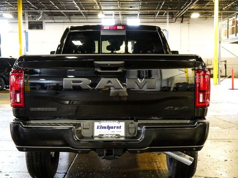 New 2026 RAM 2500 Big Horn AWD/4WD image 6
