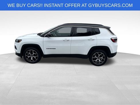 Used 2025 Jeep Compass Limited AWD/4WD image 3