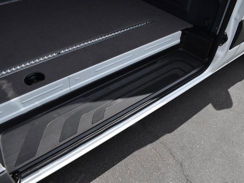 New 2025 Mercedes-Benz Sprinter 2500 image 9