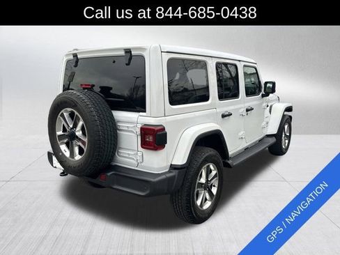 Certified 2022 Jeep Wrangler Unlimited Sahara w/ Cold Weather Group image 5