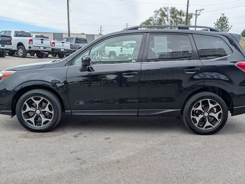 Used 2016 Subaru Forester 2.0XT Premium AWD/4WD image 12