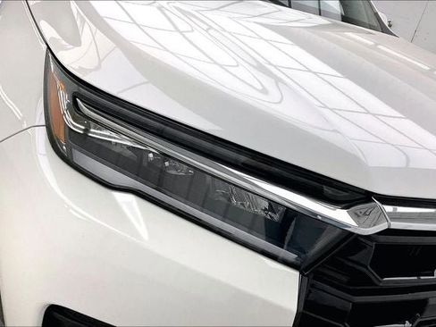 New 2026 Honda Pilot Elite image 16