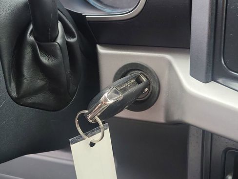 Used 2023 Ford F150 XLT w/ Equipment Group 301A Mid image 17