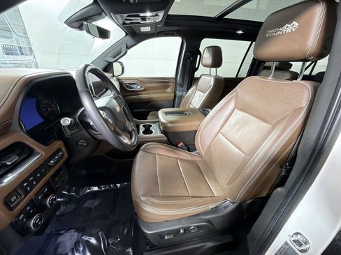 Used 2021 Chevrolet Suburban High Country image 13