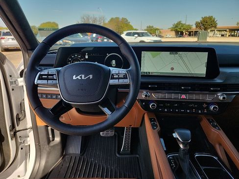 Used 2025 Kia Telluride SX Prestige X-Pro AWD/4WD image 7
