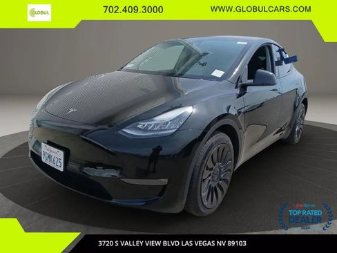 Used 2023 Tesla Model Y Long Range image 1