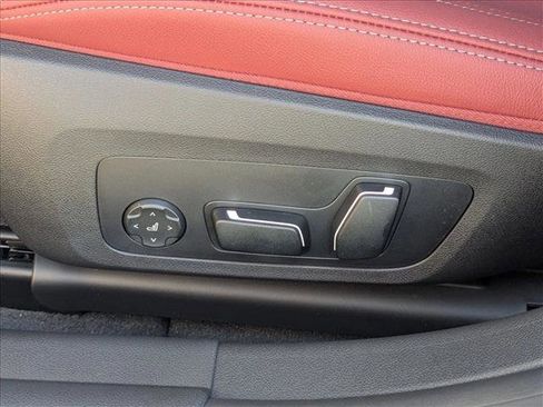 Used 2025 BMW i4 eDrive40 image 4