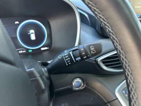 Used 2022 Hyundai Santa Fe Limited image 27