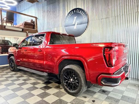 Used 2021 GMC Sierra 1500 Elevation w/ LPO, Elevation Black Package AWD/4WD image 4