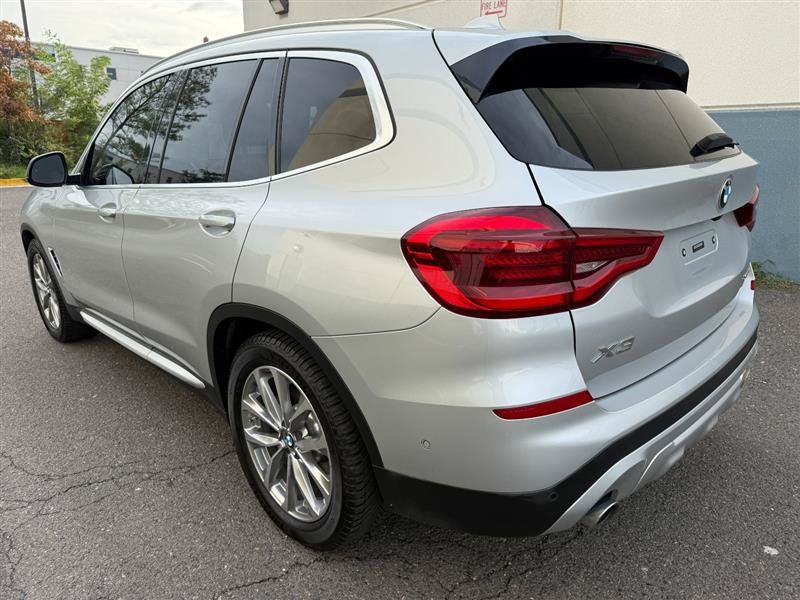 Used 2019 BMW X3 sDrive30i w/ Executive Package RWD image 10