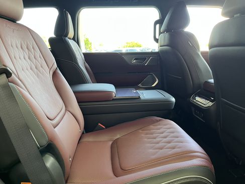 New 2026 INFINITI QX80 Autograph AWD/4WD image 15