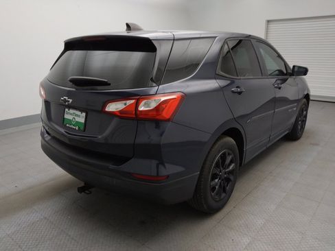 Used 2019 Chevrolet Equinox LS FWD image 9