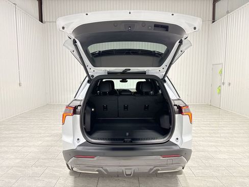 New 2026 Chevrolet Equinox ACTIV w/ Safety and Technology Package image 27