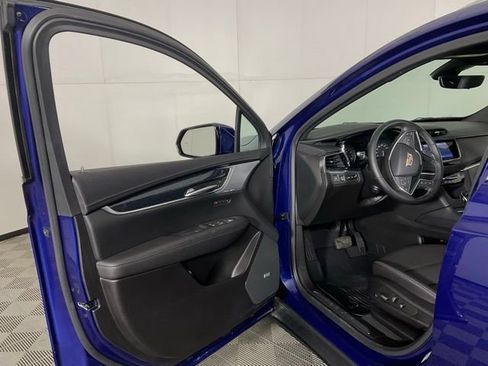 Certified 2025 Cadillac XT5 Premium Luxury w/ Technology Package image 23