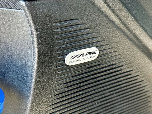 Used 2023 Dodge Challenger SXT w/ Blacktop Package image 16