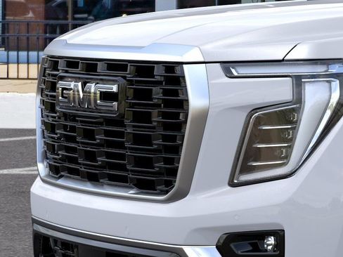 New 2026 GMC Yukon XL Denali w/ Denali Reserve Package AWD/4WD image 13