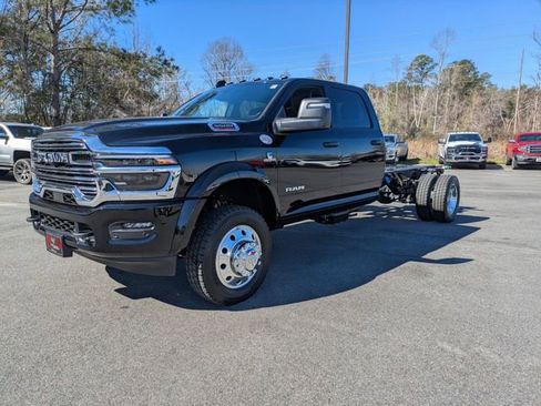 New 2026 RAM 5500 Tradesman image 8