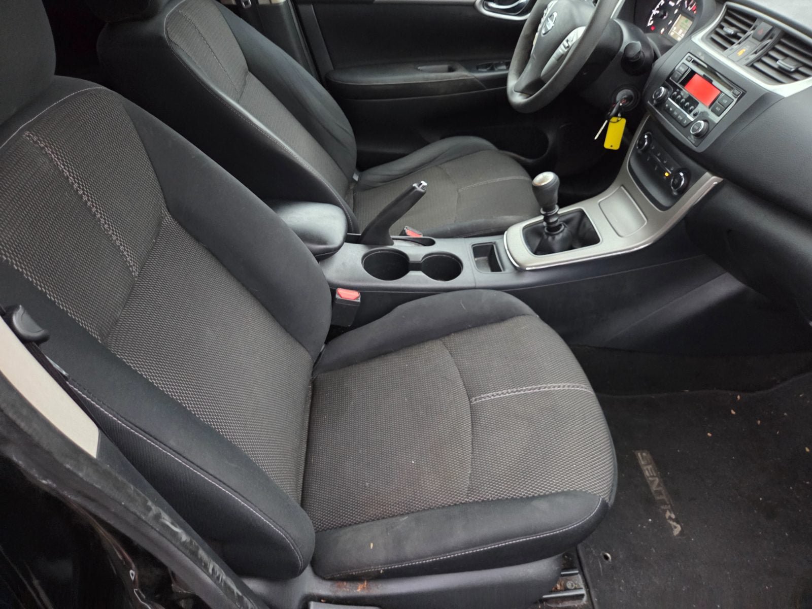 Used 2015 Nissan Sentra S FWD image 15