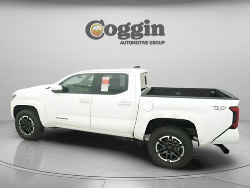 New 2026 Toyota Tacoma TRD Sport image 9